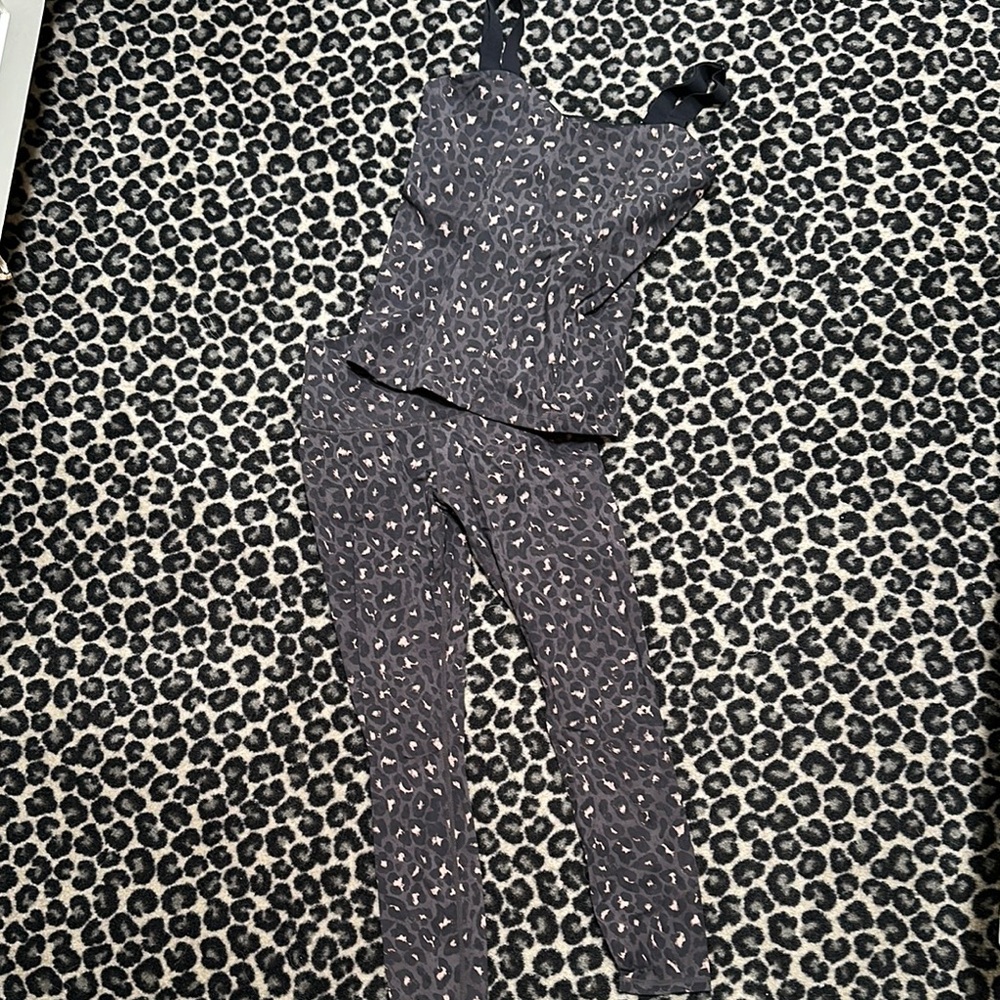 Varley Black and Gray Sparkly Two Piece Outfit